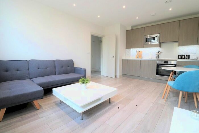 1 Bedroom Flat To Rent In Lovell House, Uxbridge, UB8