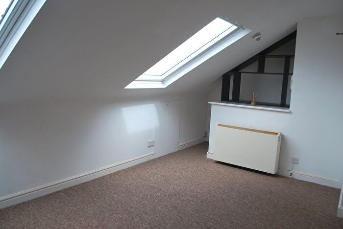 Studio To Rent In Victoria Road, Exmouth, EX8