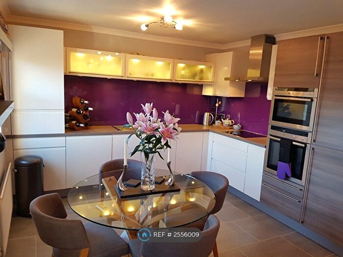 2 Bedroom Flat To Rent In Mountview Gardens, Aberdeen, AB25