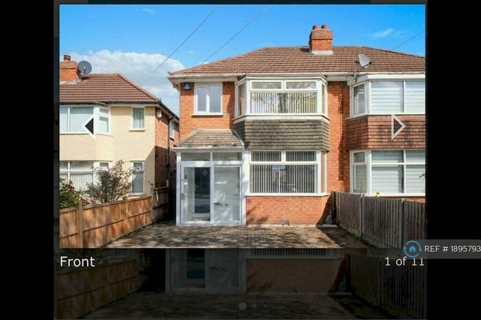 3 Bedroom Semi-Detached House To Rent In Whitecroft Road, Birmingham, B26