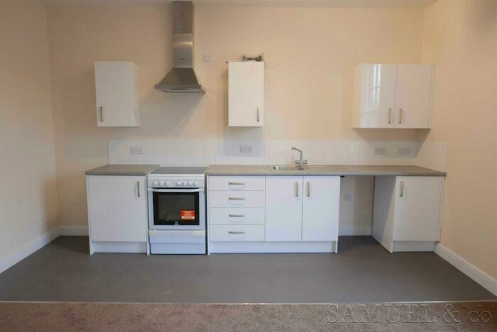 1 Bedroom Flat To Rent In Ednam Road, Dudley, DY1