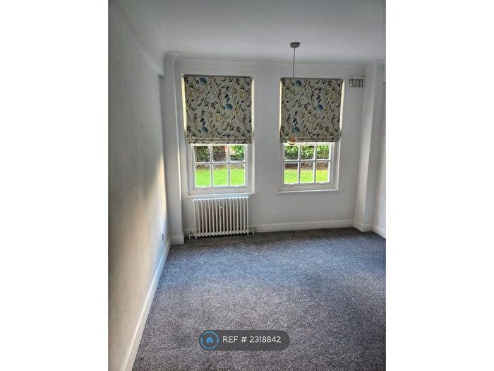 2 Bedroom Flat To Rent In Eton College Road, London, NW3