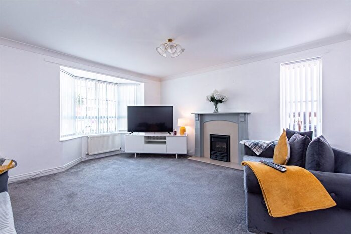 4 Bedroom Detached House For Sale In Mitchell Road, CV12
