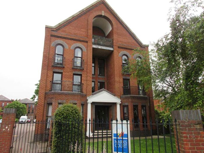 2 Bedroom Flat To Rent In Southchurch Road, Southend On Sea, SS1