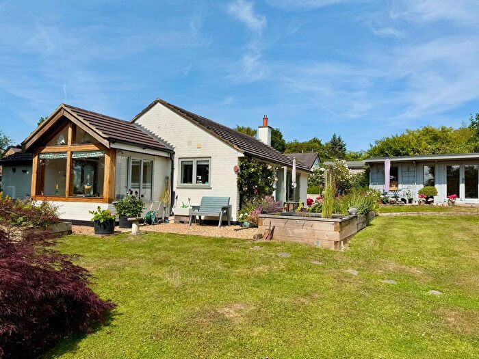 3 Bedroom Detached Bungalow For Sale In Heron Close, Sway, Lymington, SO41