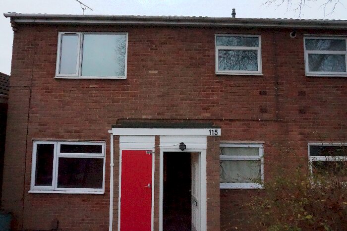2 Bedroom Flat To Rent In Humberstone Lane, Thurmaston, Leicester, LE4