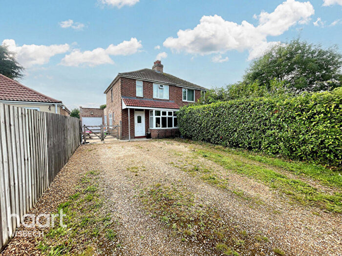 3 Bedroom Semi-Detached House For Sale In Lynn Road, Wisbech, PE14