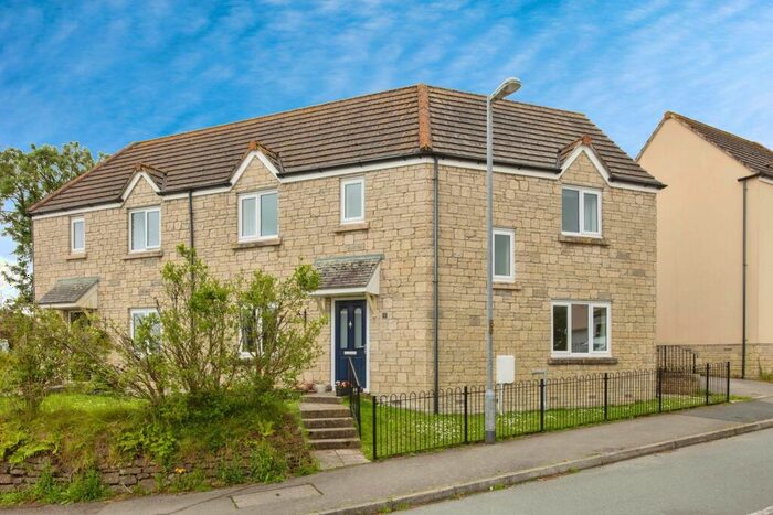 4 Bedroom Semi-Detached House For Sale In Finsbury Rise, Roche, St. Austell, Cornwall, PL26