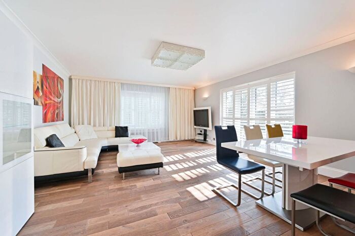 2 Bedroom Flat For Sale In Mount Park Road, Harrow On The Hill, Harrow, HA1