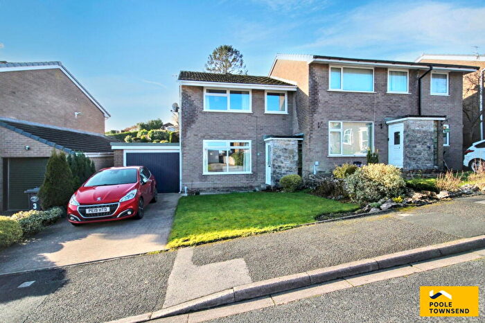 3 Bedroom Semi Detached House For Sale In Hillswood Avenue, Kendal, LA9