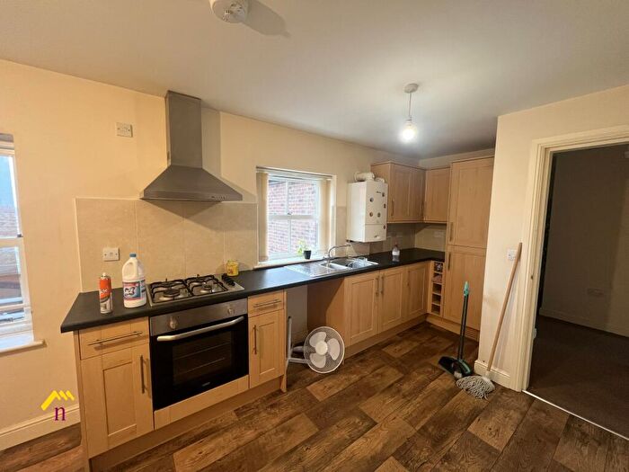 2 Bedroom Flat To Rent In Rainbow Close, Thorne, DN8