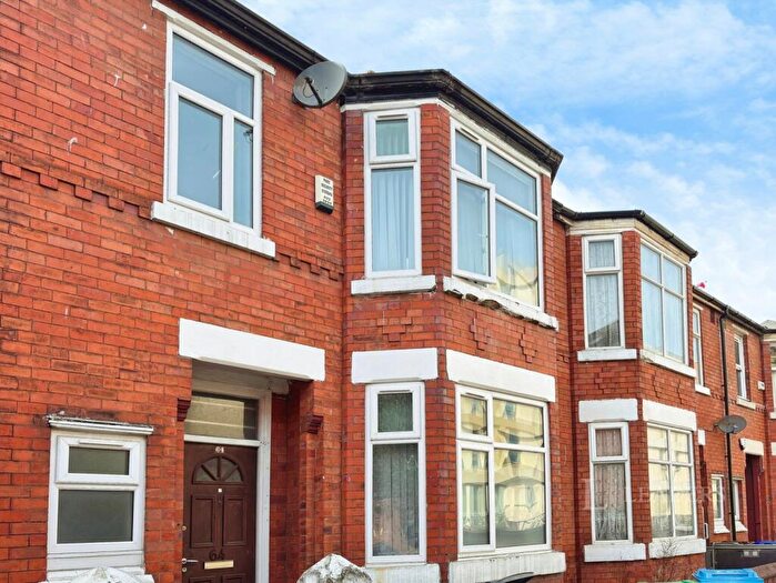 4 Bedroom House To Rent In Heald Grove, Manchester, M14