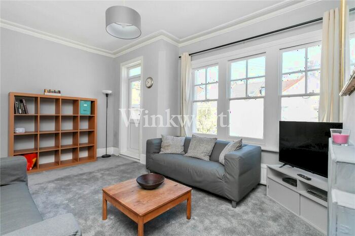 3 Bedroom Apartment To Rent In Kimberley Gardens, London, N4