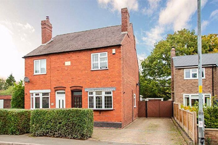 2 Bedroom Semi-Detached House To Rent In Hednesford Road, Brownhills West, WS8