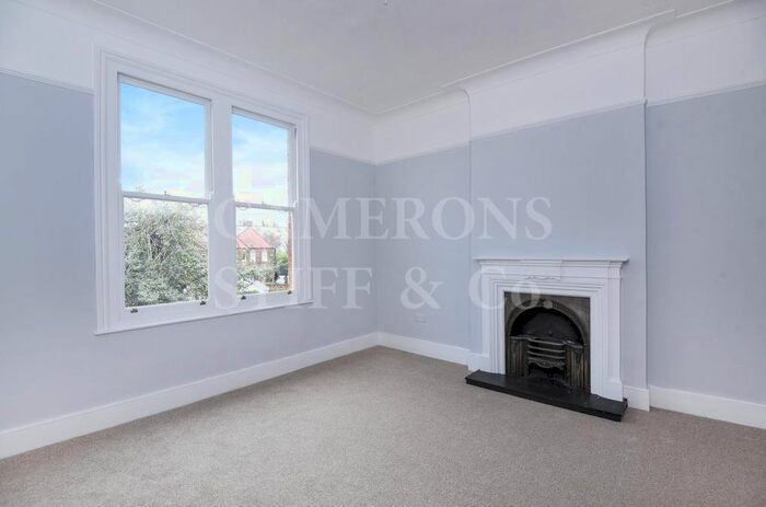 1 Bedroom Flat To Rent In Teignmouth Road, Mapesbury, London, NW2