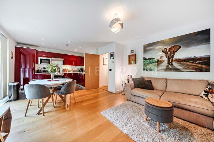 2 Bedroom Apartment For Sale In Kennington Road, London, SE11