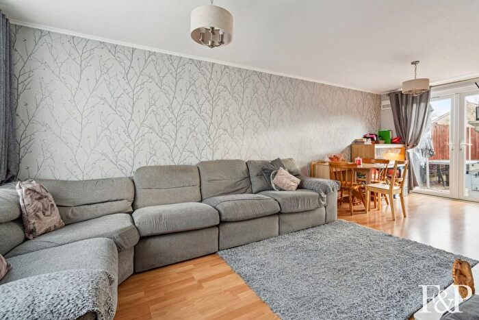 3 Bedroom Terraced House For Sale In Whittaker Road, Nr Burnham, SL2