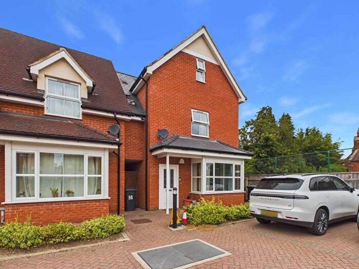 4 Bedroom Detached House To Rent In Cauldwell Hall Road, Ipswich, IP4