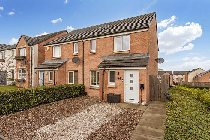 3 Bedroom Semi Detached House For Sale In Tobias Street, Edinburgh, EH16