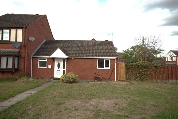 2 Bedroom Bungalow To Rent In Sundew Street, Coventry, CV2