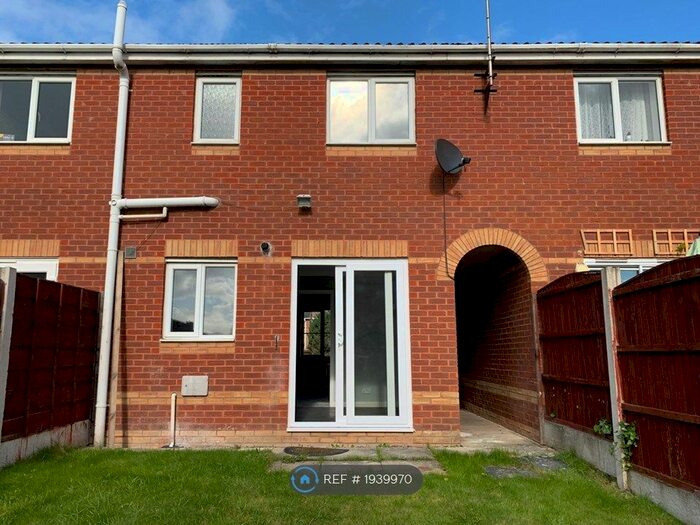 3 Bedroom Terraced House To Rent In Wildbrook Road, Little Hulton, Manchester, M38
