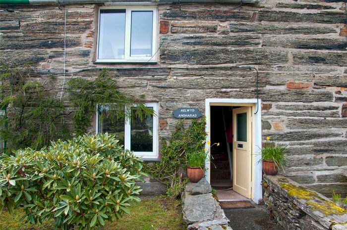 1 Bedroom Terraced House For Sale In Bryn Tirion, Pant Llwyd, Blaenau Ffestiniog, LL41