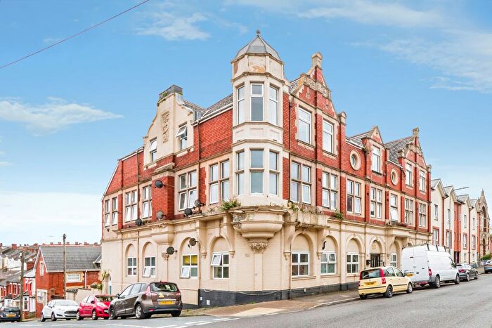 1 Bedroom Flat For Sale In Court Road, Barry, CF63