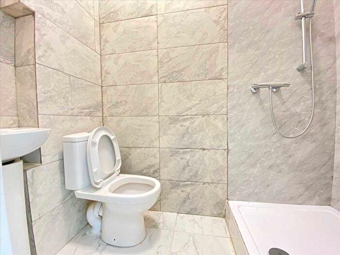 Studio To Rent In Craven Avenue, Ealing, W5