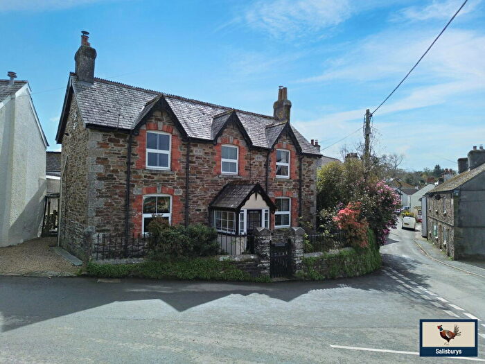 3 Bedroom Detached House For Sale In Walkhampton, PL20