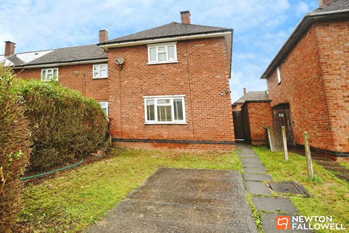 3 Bedroom End Of Terrace House For Sale In Sharpley Road, Loughborough, LE11