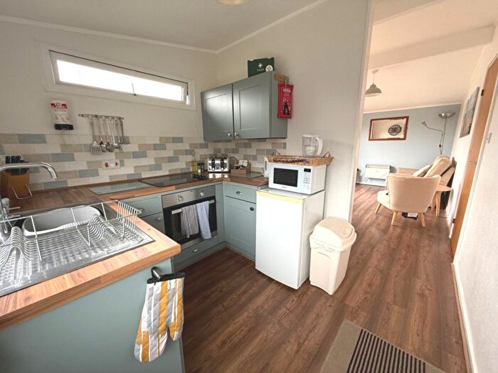 2 Bedroom Lodge For Sale In Heron View, Cirencester, GL7