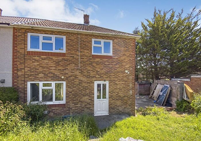 3 Bedroom Semi-Detached House For Sale In Turtlegate Walk, Bristol, Avon, BS13