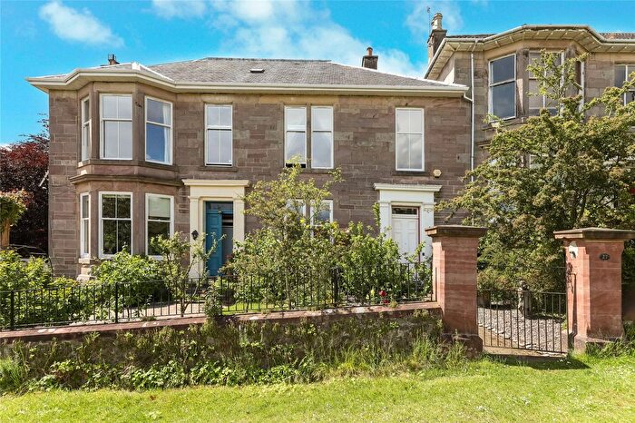 4 Bedroom Flat For Sale In George Street, Helensburgh, Argyll And Bute, G84