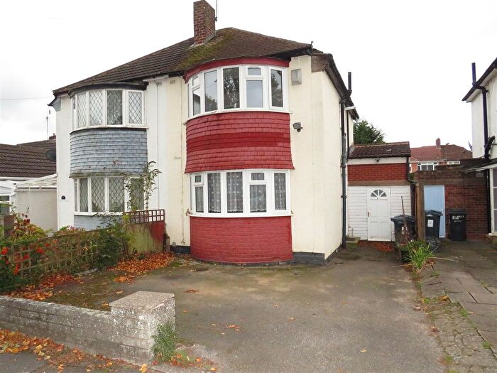 2 Bedroom Semi-Detached House To Rent In Chorley Avenue, Hodge Hill, Birmingham, B34