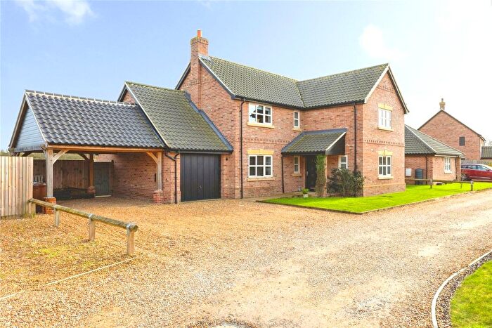 4 Bedroom Detached House For Sale In Harper Close, Shropham, Attleborough, Norfolk, NR17