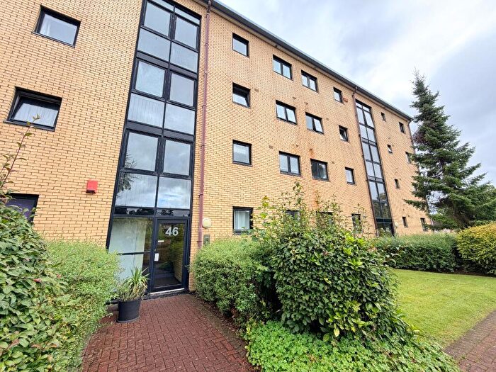2 Bedroom Flat To Rent In Mavisbank Gardens, Festival Park, Glasgow, G51