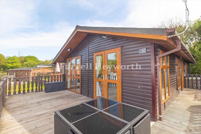 2 Bedroom Property For Sale In Borwick Lane, Dock Acres, Carnforth, LA6
