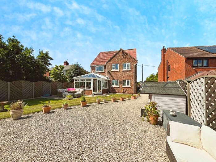 4 Bedroom Detached House For Sale In Sparrowcroft Lane, Blacktoft, Goole, DN14