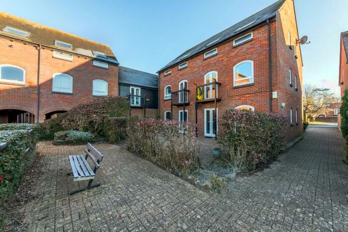 1 Bedroom Flat To Rent In Church Road, Sandford-On-Thames, Oxford, OX4