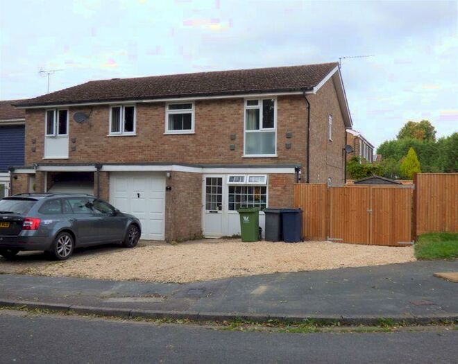 3 Bedroom End Of Terrace House To Rent In Homefield Close, High Wycombe, HP14