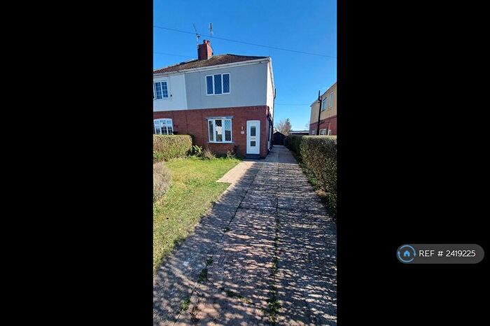 4 Bedroom Semi-Detached House To Rent In Bawtry Road, Harworth, Doncaster, DN11
