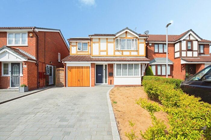 4 Bedroom Detached House For Sale In Flint Close, Atherstone, CV9