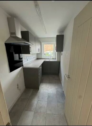 3 Bedroom Flat To Rent In Cobbet Place, Peterborough, PE1