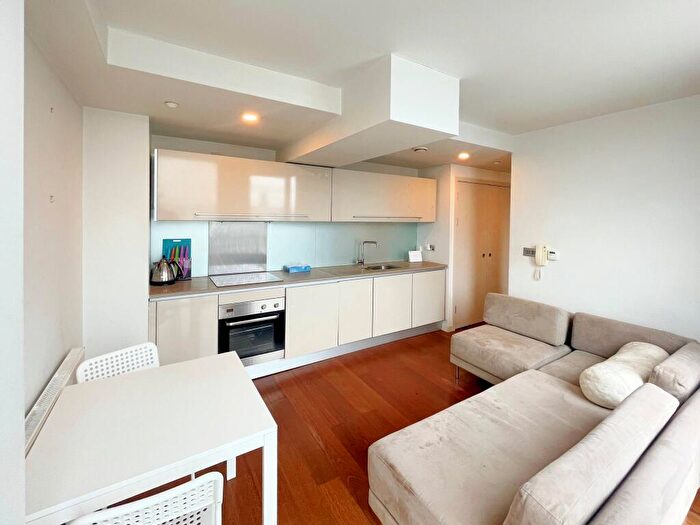 Apartment To Rent In Beetham Tower, Deansgate, Manchester, M3