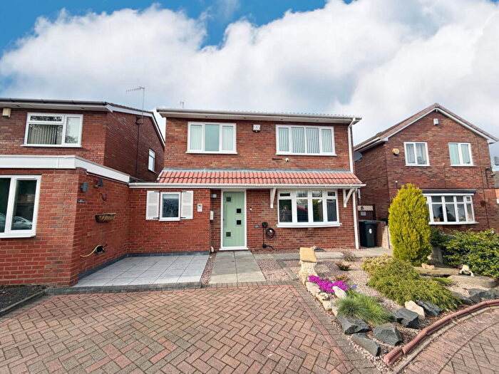 3 Bedroom Detached House For Sale In Westacre Drive, Quarry Bank, Brierley Hill, DY5
