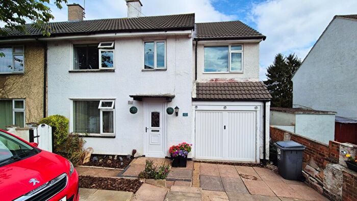 4 Bedroom Semi-Detached House For Sale In Rainsford Crescent, Leicester, LE4