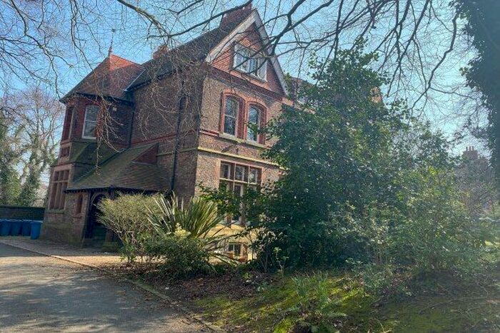 2 Bedroom Flat To Rent In Mossley Hill Drive, Liverpool, L17