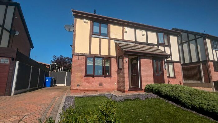3 Bedroom Semi-Detached House To Rent In Copplestone Grove, Stoke-On-Trent, ST3