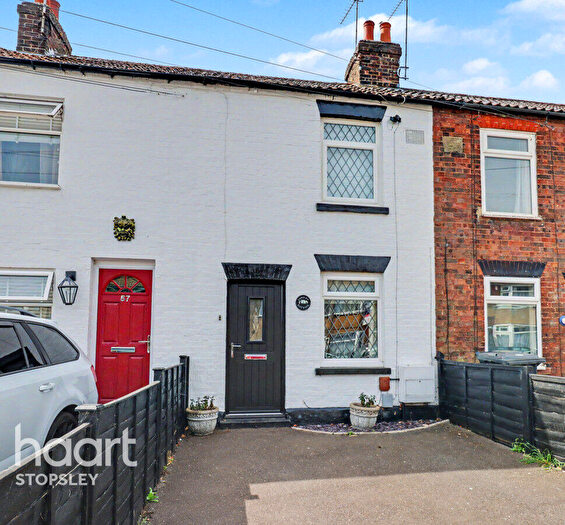 2 Bedroom Cottage For Sale In St Thomas's Road, Luton, LU2