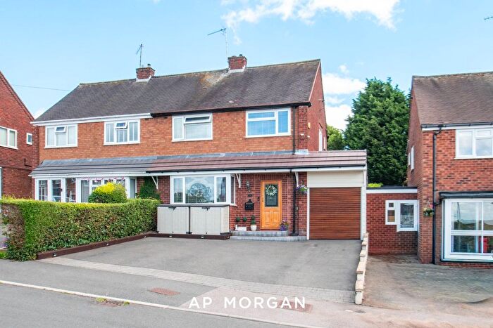 3 Bedroom Semi-Detached House For Sale In Malvern Road, Headless Cross, Redditch, Worcestershire, B97